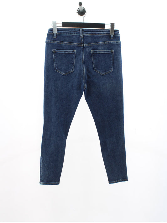 ff5d039b140b8757eeaa6ad242f42276