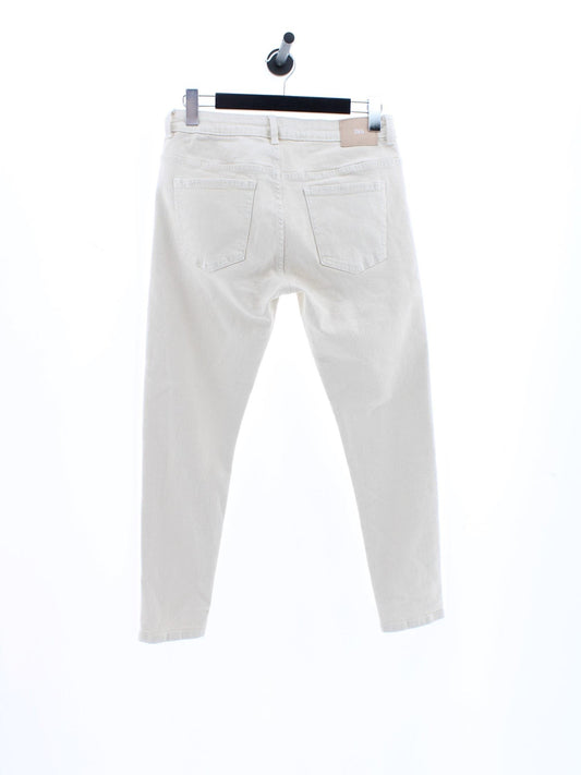 14a834d9743206894f5a4b76deb811ed