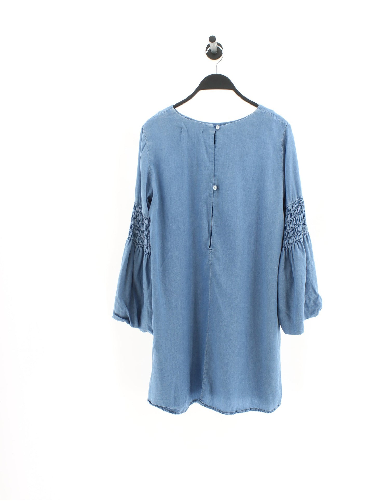 3935be44b41c1168915804747b5d975a