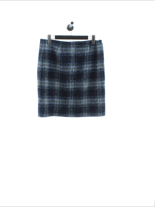 dbd8be675c25f3277bfb70d624f9ce23