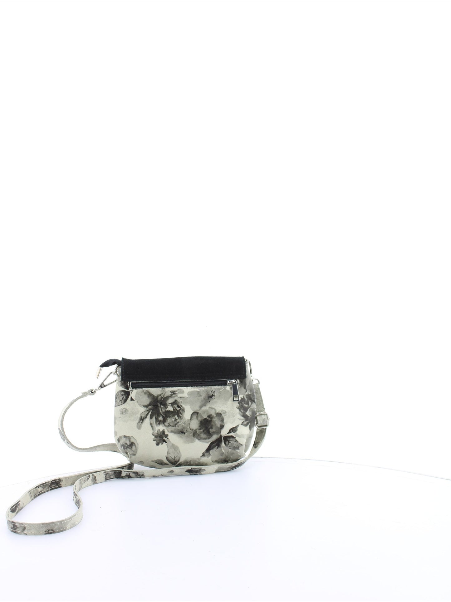 69c01dc63f857e13878d5ad7d0d93e86