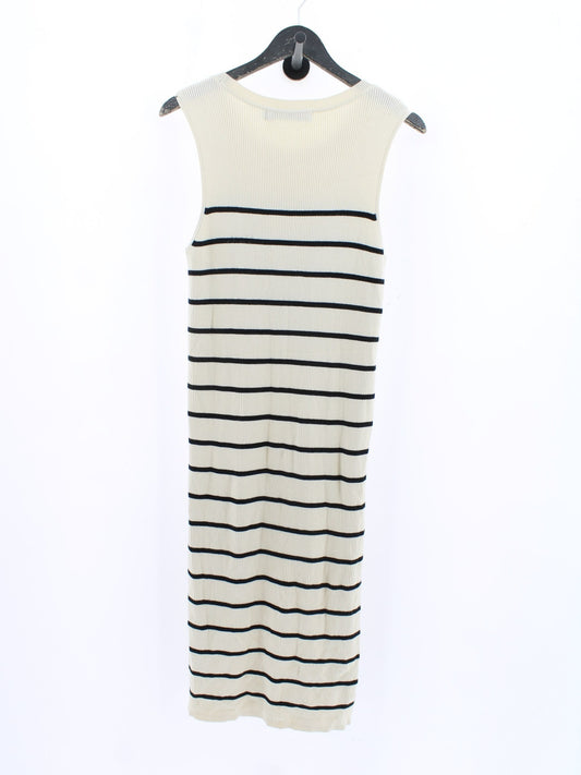 973572f344be13be9357221d48ecd96a