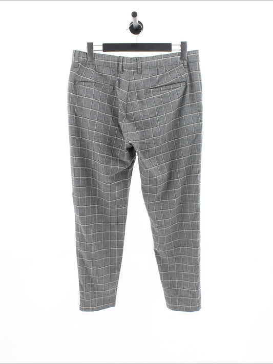 eb55b51e4528ece05f4f74f1bb1548c6