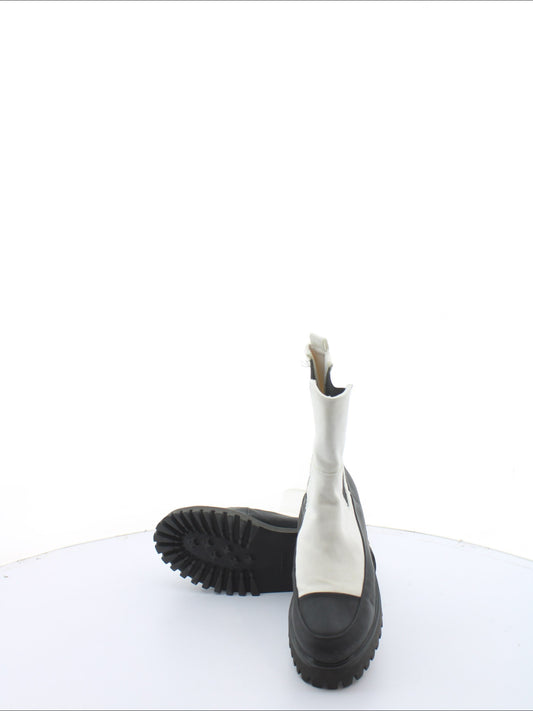 4735b6a638e75ca860b99312f8ed0bf5