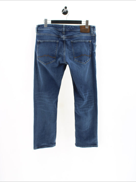 d1fdbd017032f72929ce4e676686ff6a