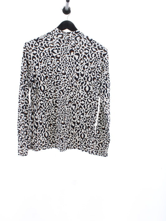 bb2d89f3a15ce0cde334bc702300fe11