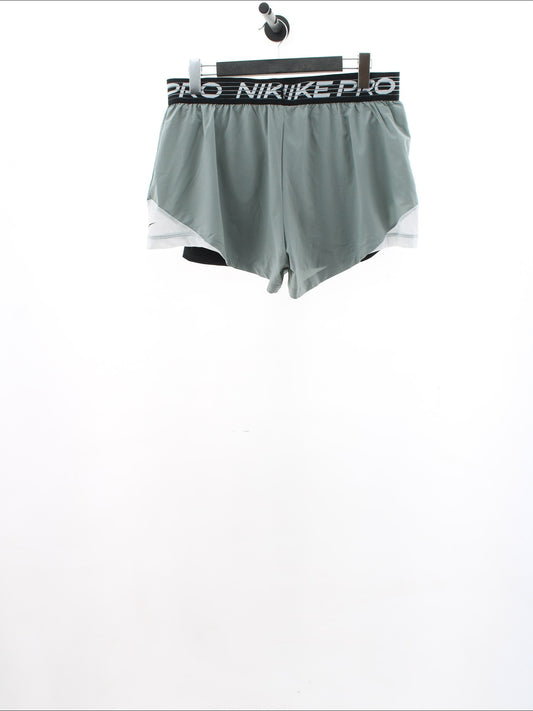 Spodenki Nike Rozmiar: XL
