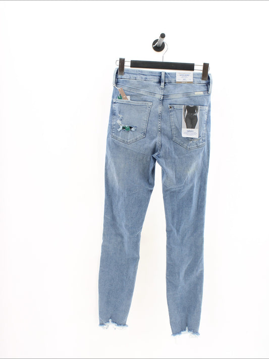 d121167bbdf245daa85377563aa68184