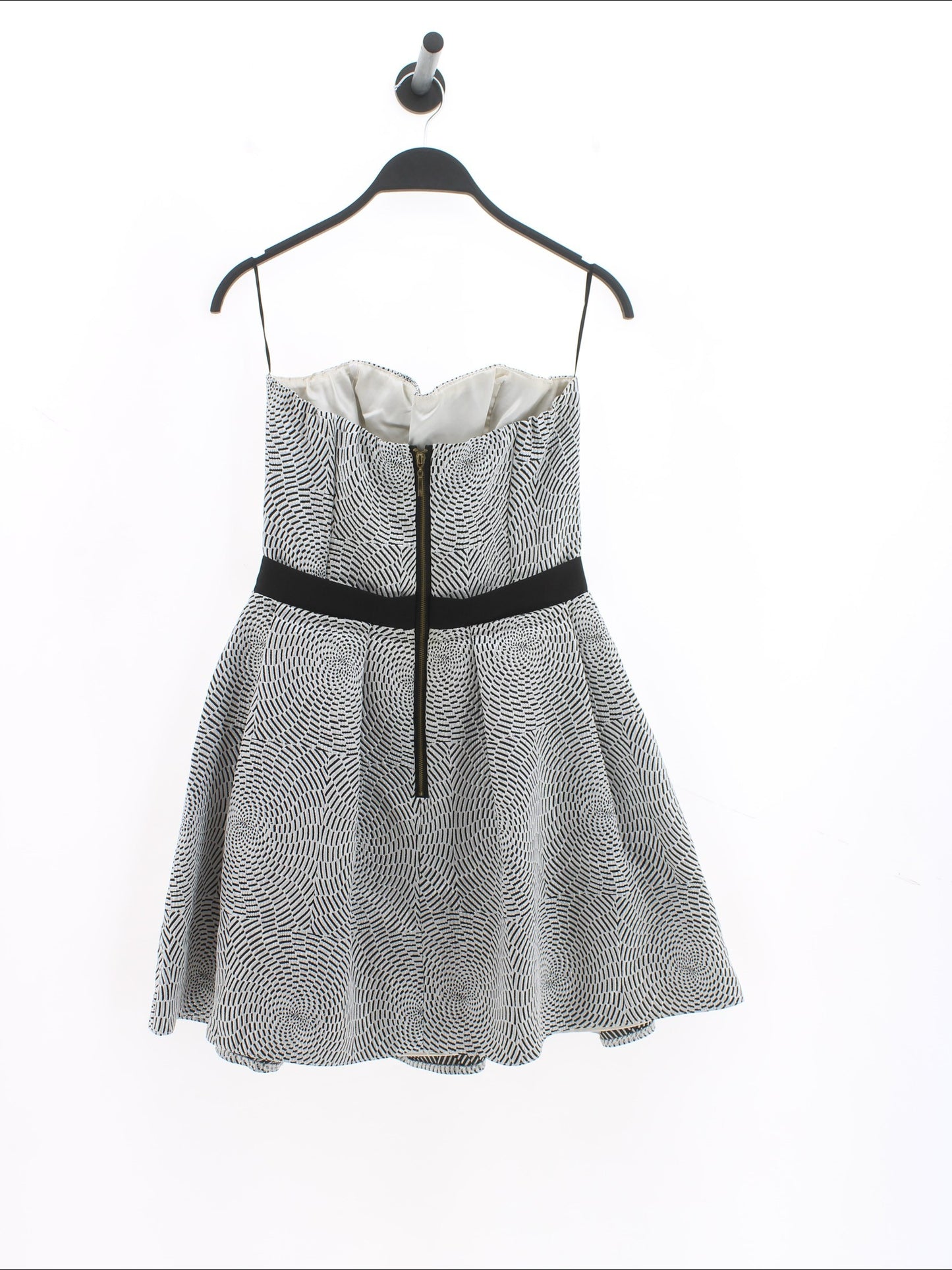 9752a96e7680b4a953a72734f07ff8fe