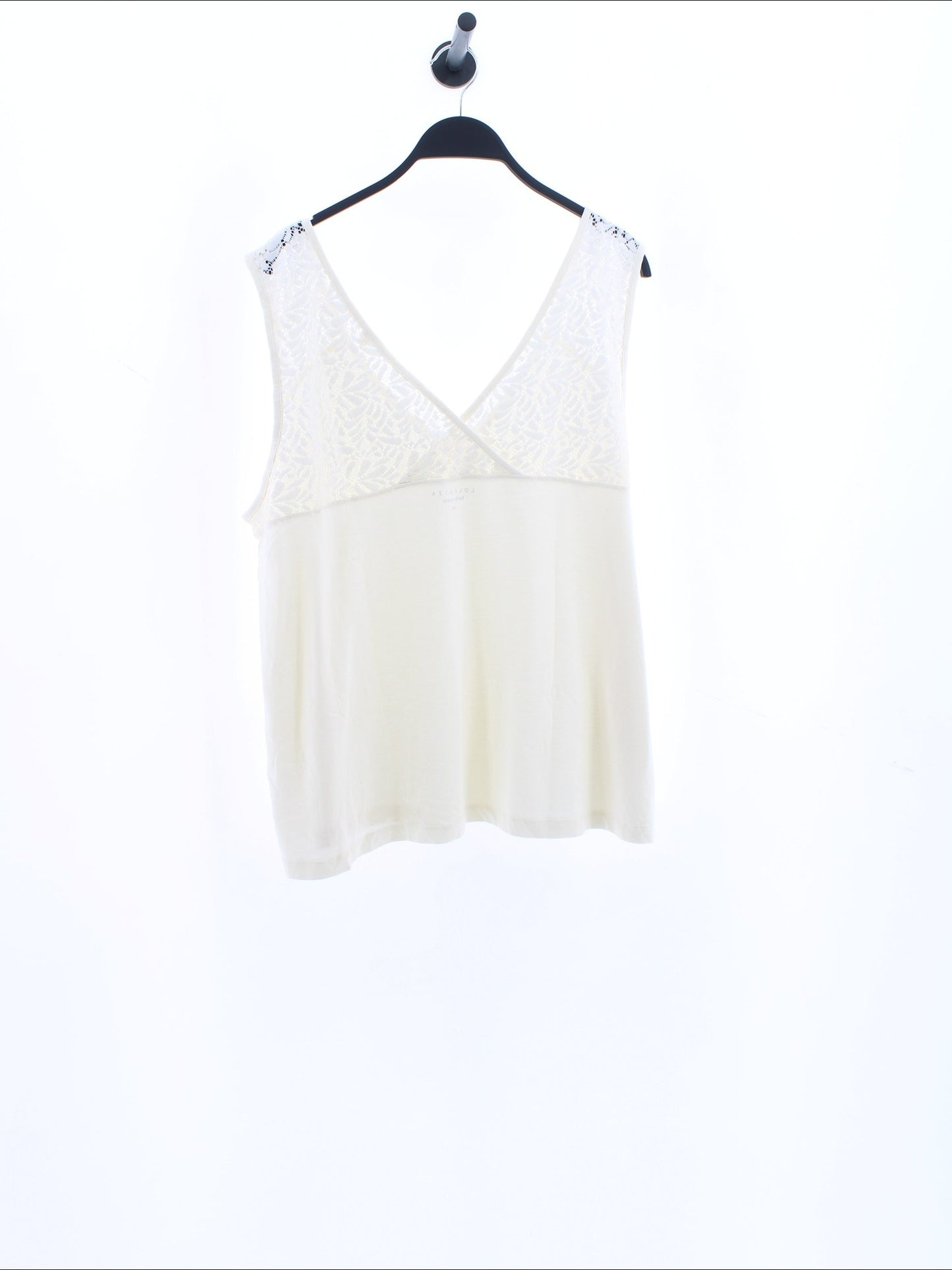 b82107e73e7840caefb8c2ab834e4a82