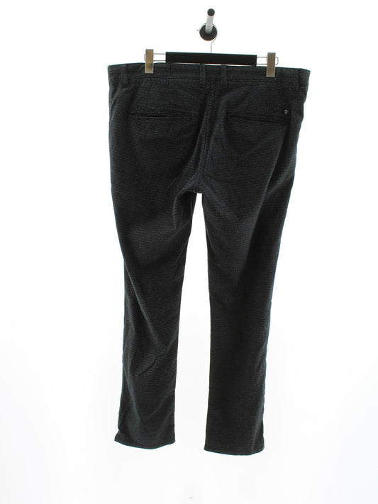 8906b582afe4e80200031fa1714e04b5