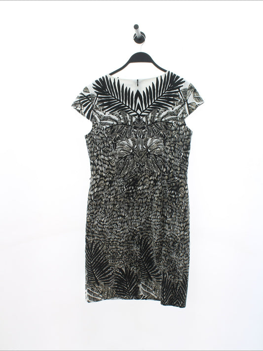 b3622995f8394f8bd321b79fbc82f8f4