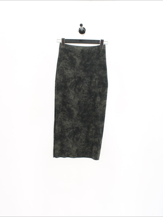 6703b5465db470d04134c12975b59e1e