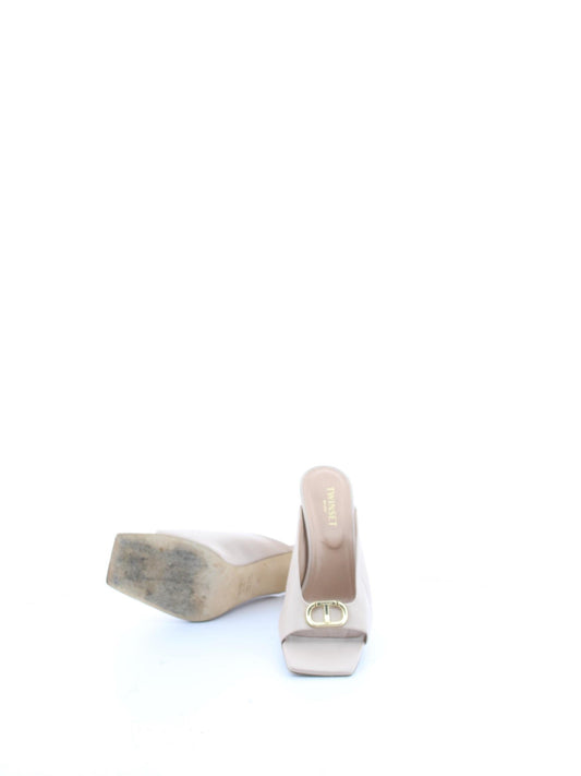 69abe59cf1802e37d3975416ee7d178f