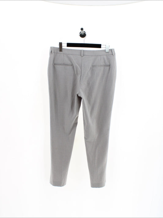 0e476a662213be7b86ee022ca1b243a9