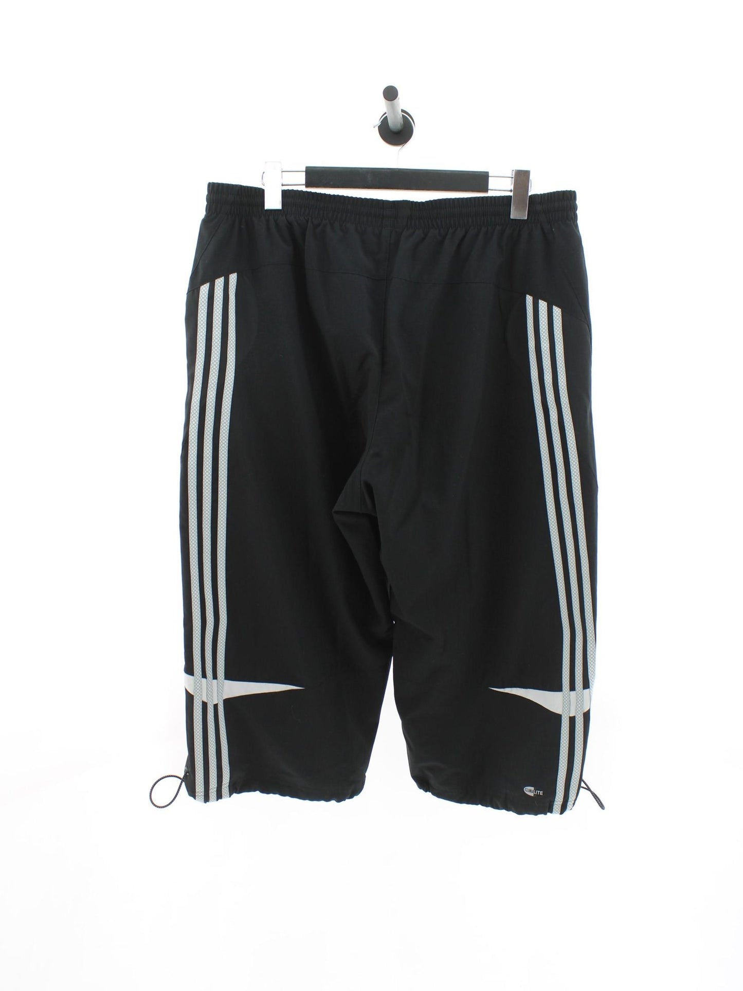 68b69985f5f6a7826df13c887223d711