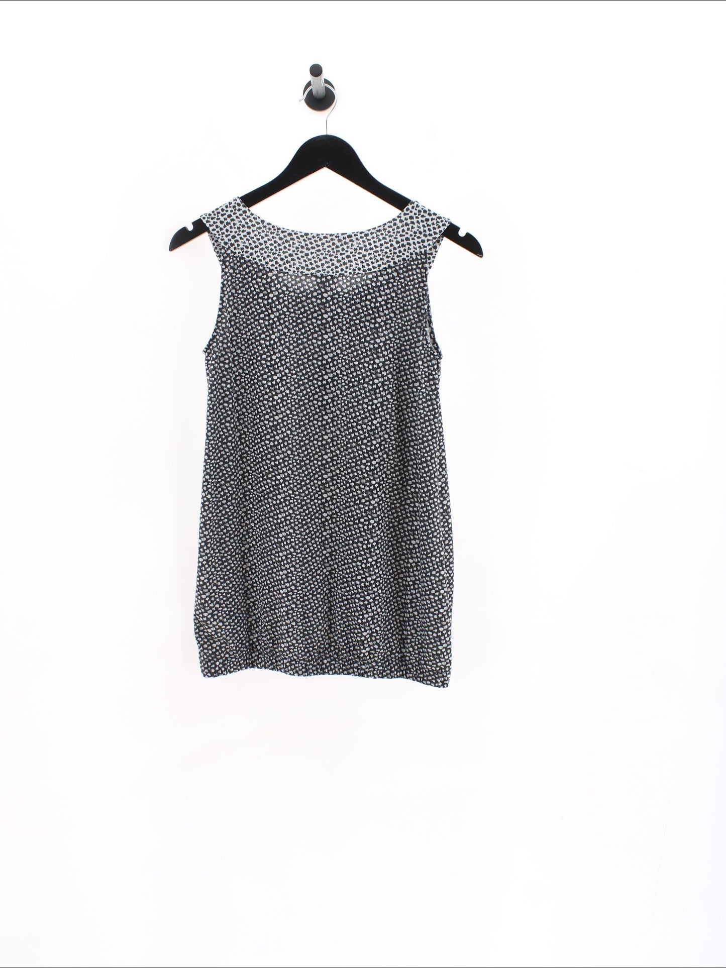 8ab3f51dcf3cb8946e39d985bf037680