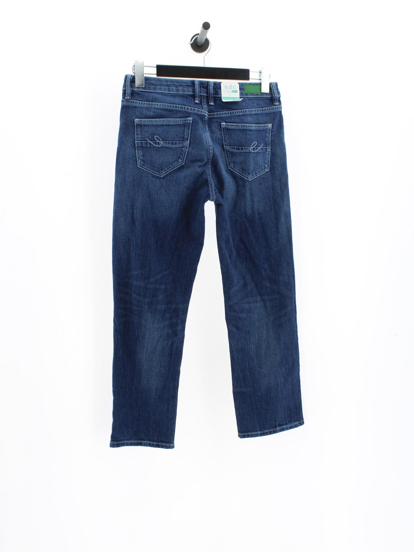 1b3e0bedbf972a2b91e3a1d707f8d3a9