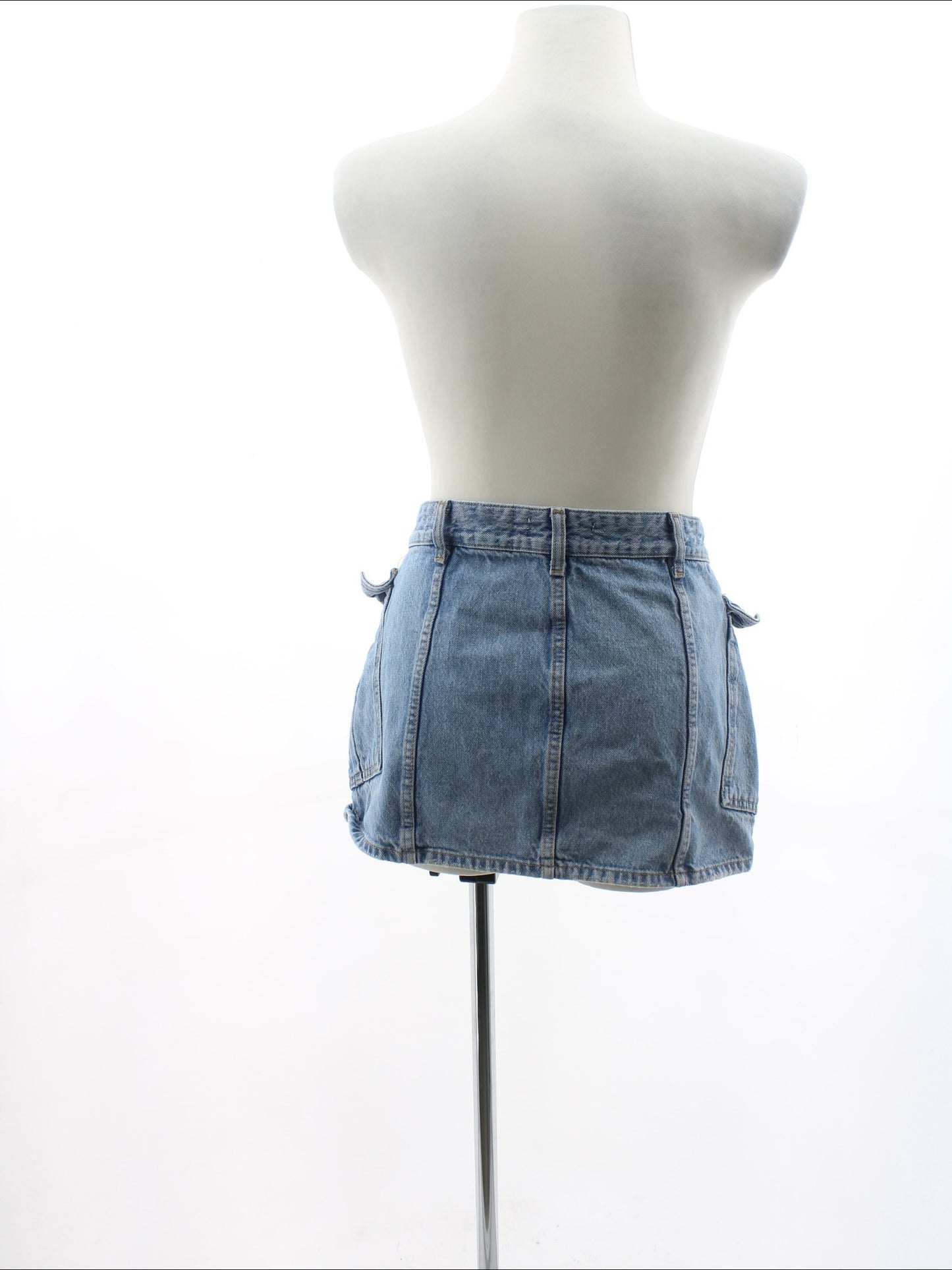 39aa82a770fa6cb58fd3ba01419fc4ee