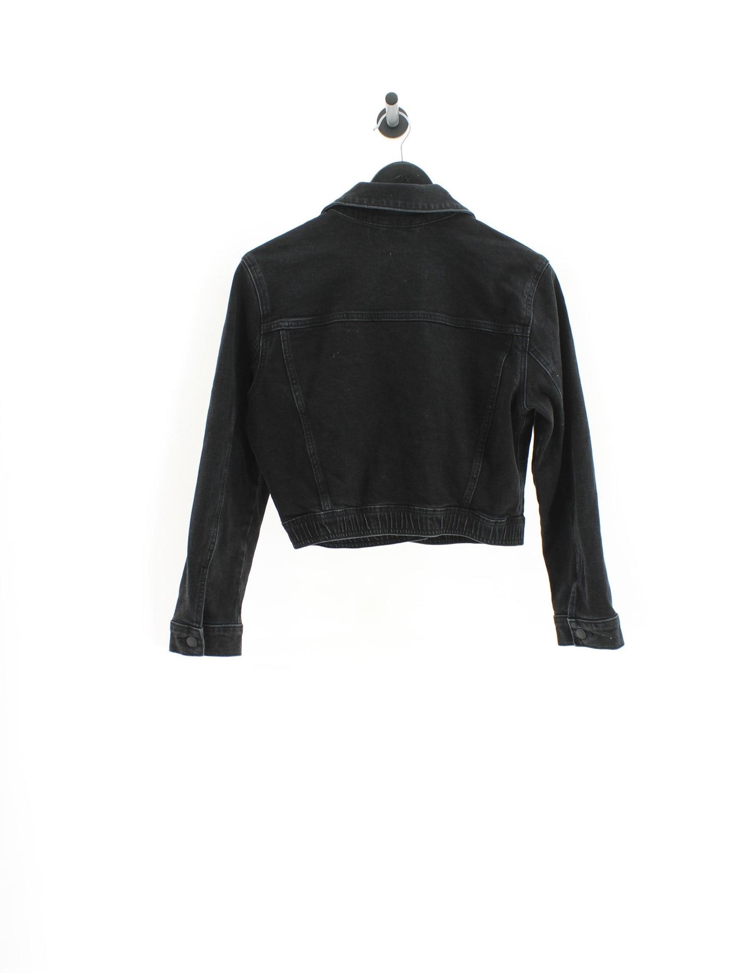 7ae602060ffc17859a6b7cb1710cd5c9