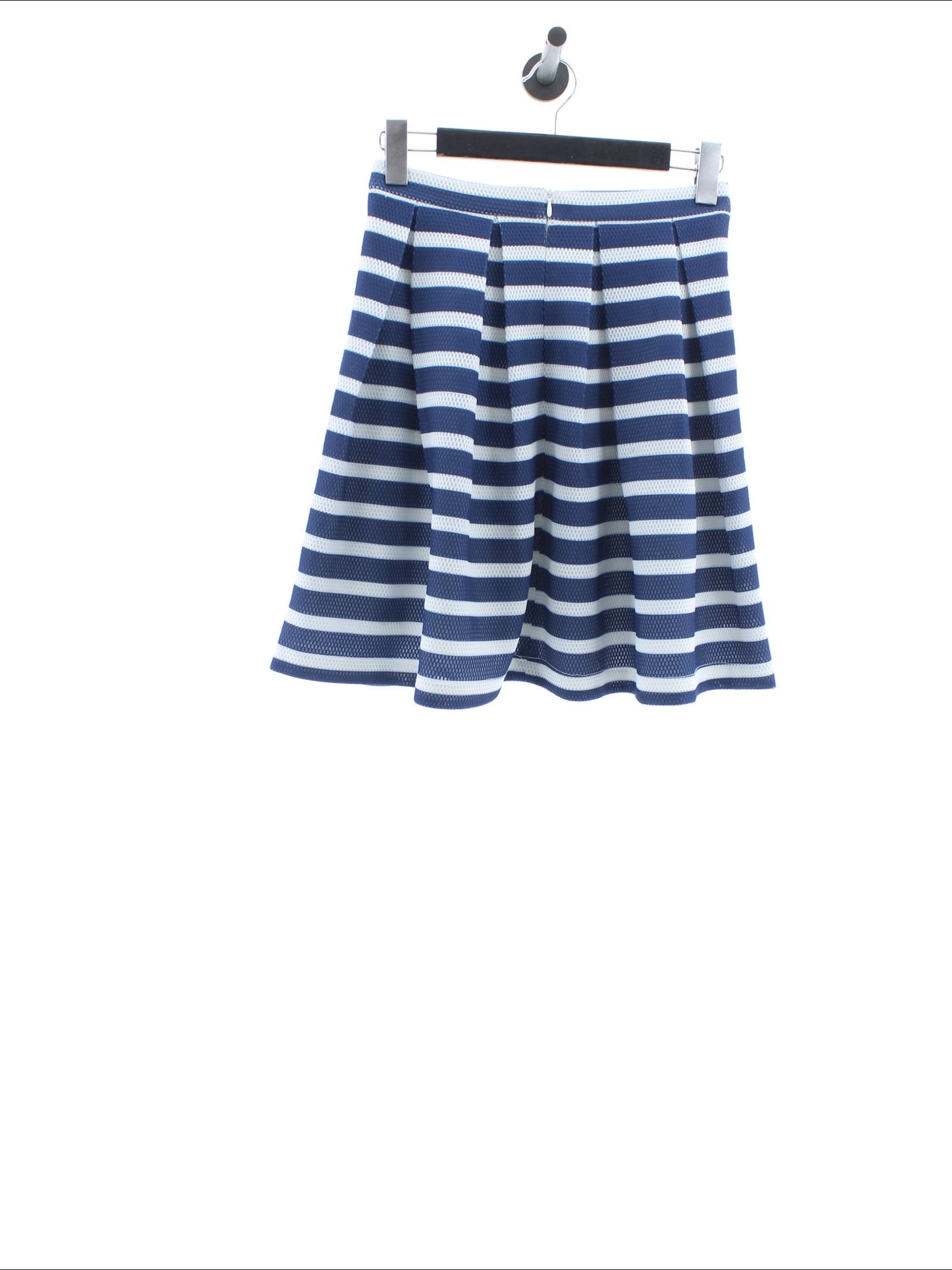 ee6d636f3f792bdf9ede1fc955366621