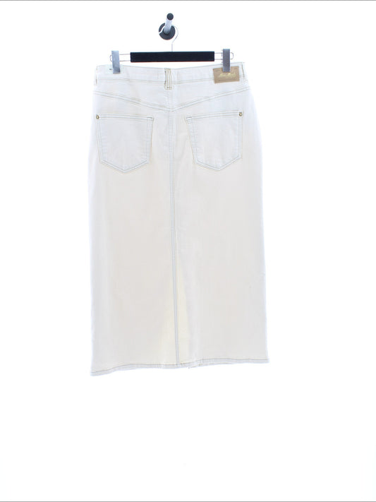 a350ea2c728b7822a8f0e11473c3ec95