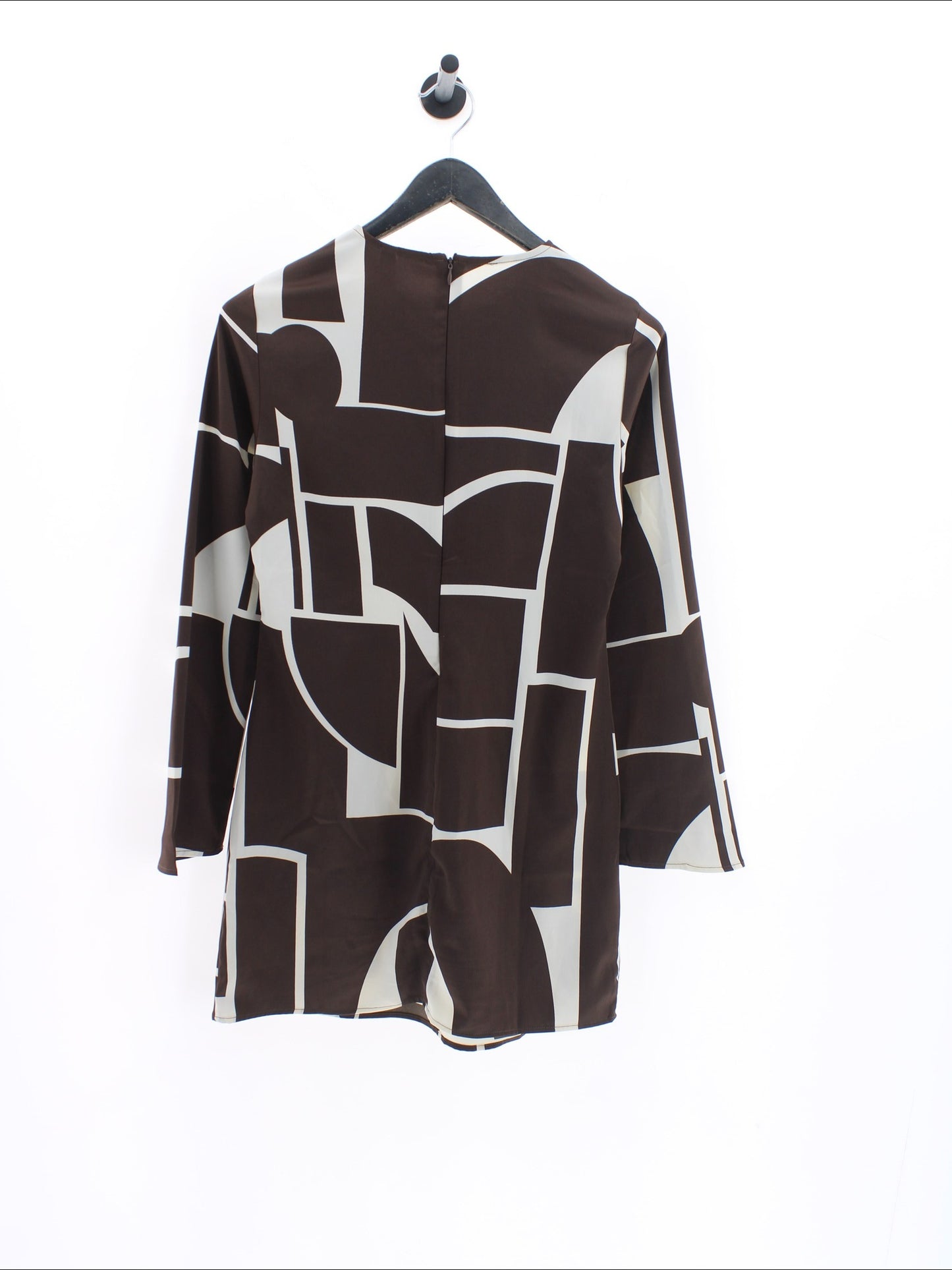 2540654f6fad262bf73c22674f2b5052