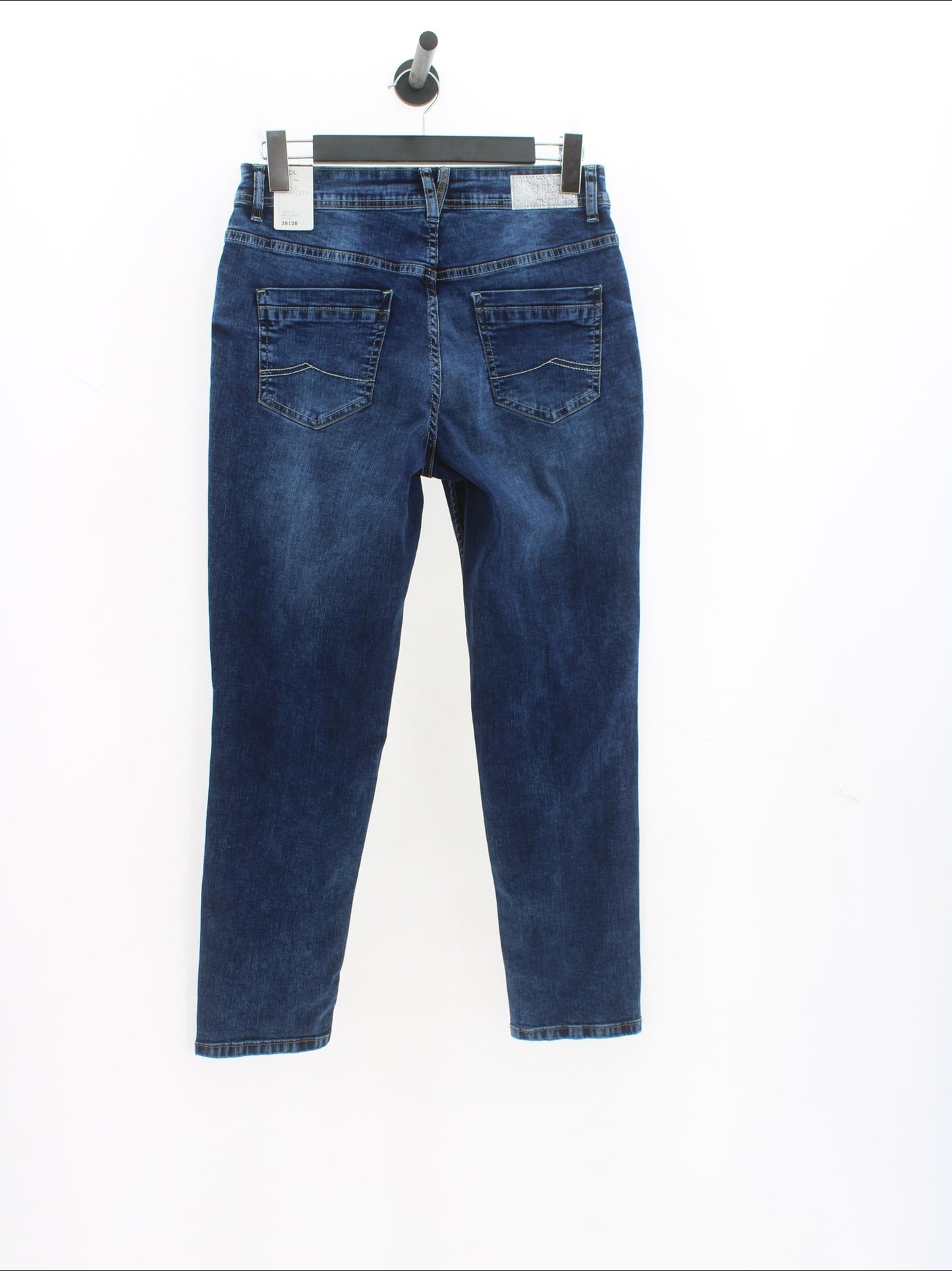 592e2718c6e6efa42702f72747cddda5