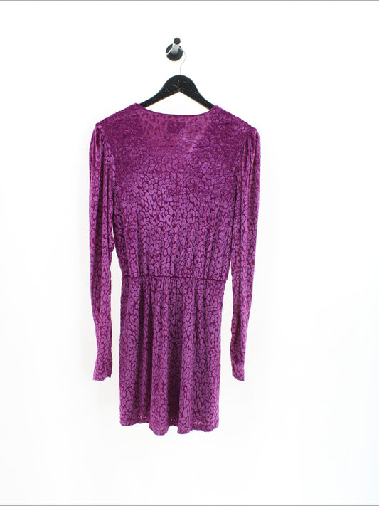 4618414b344e8e4265efd2ad5723a658