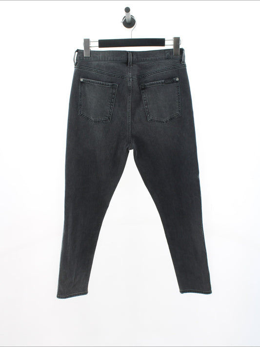 0e33582e637cfb43a36e91a629a779a5