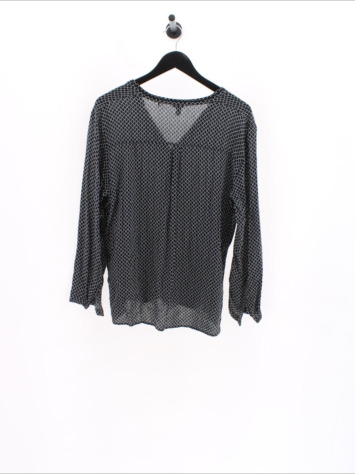 42b7aa459eee25600aea185a1301172b