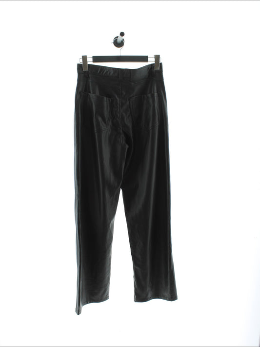 04652b281e816607fb5dacd4a8c64dfb