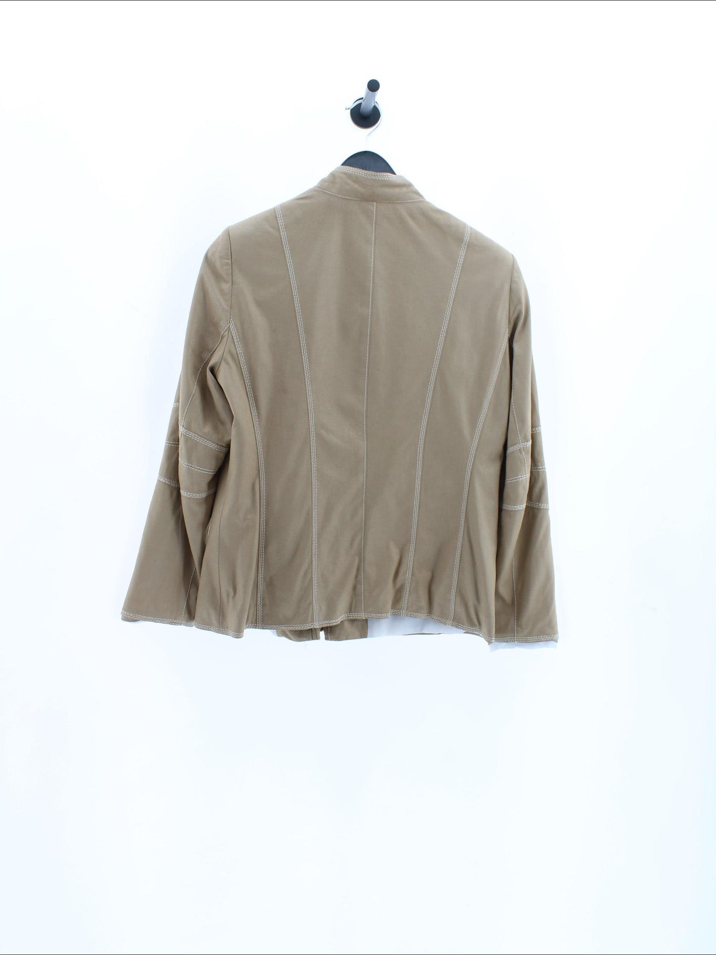 b9bf01a1985cc318a3063ede91ea36b7