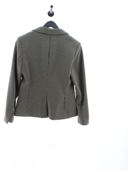 e56540578fa0c1e0d07aa87b99b53c17