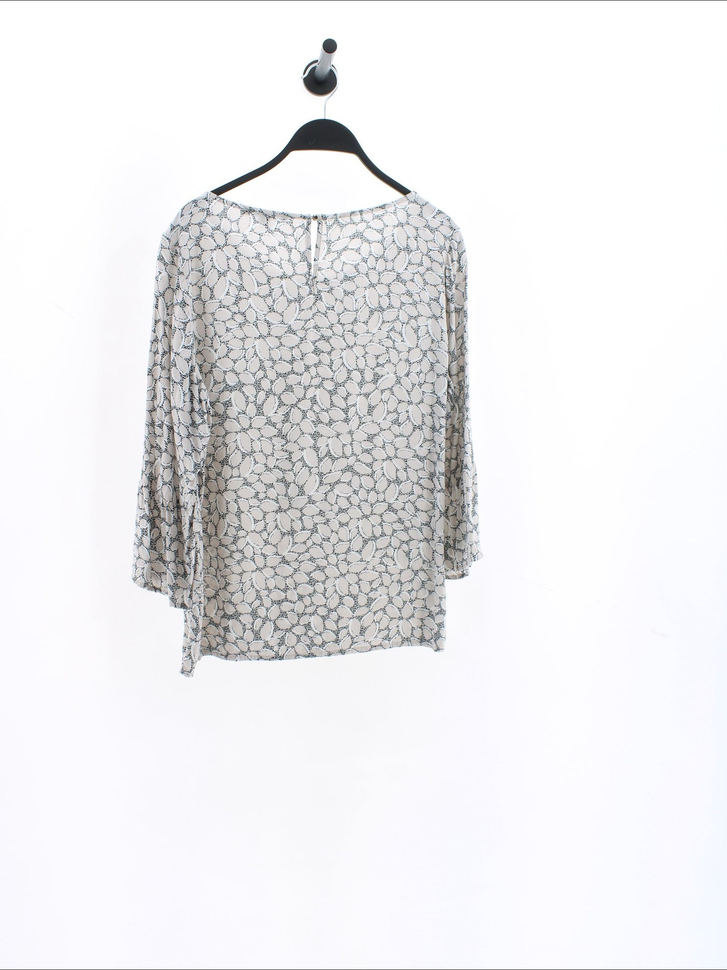 23edee9e7d46b5f8017f25a06d5fa1bf