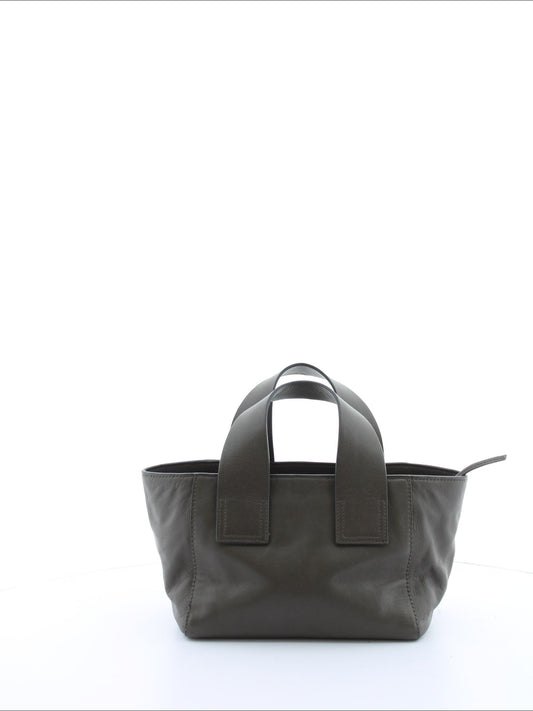 910b3d86d131ad985f6a94e14c06a2f6