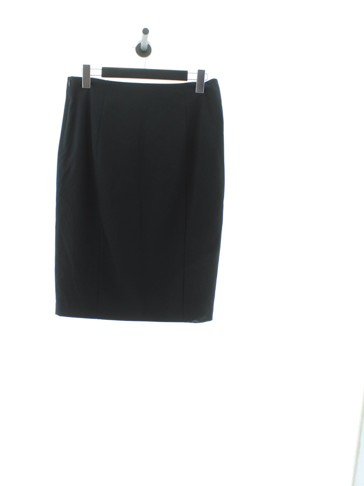 703484483d8a6837274e17e8e4d4c217