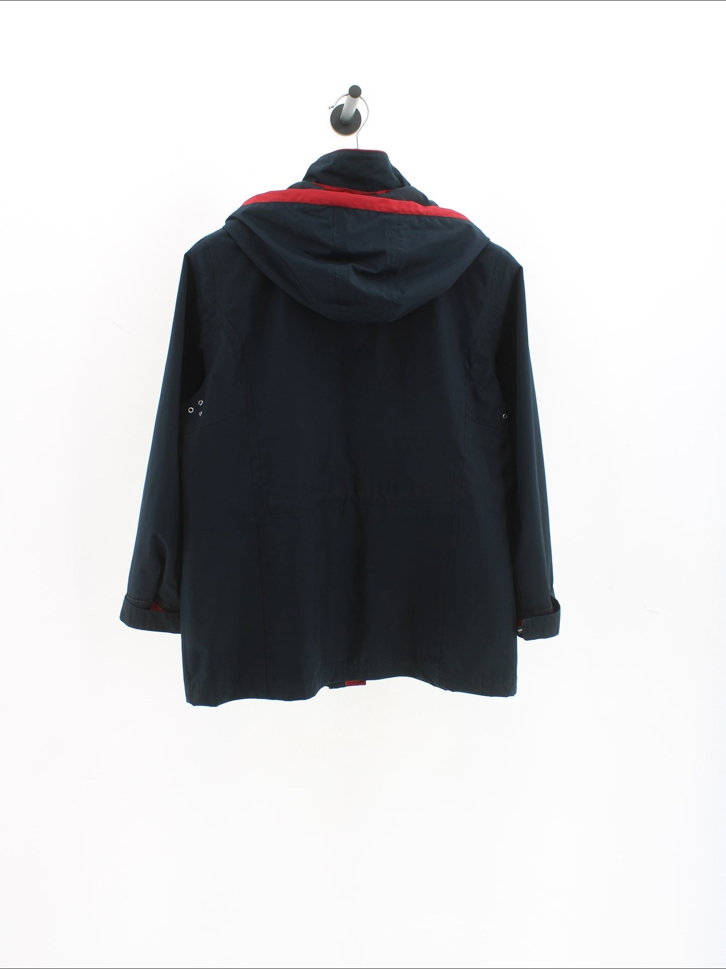 84a97e22259a37d475230f0b11a6251f