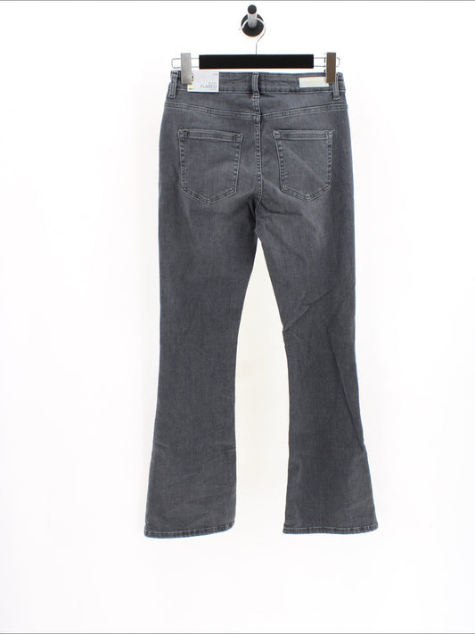 3ddda53aee2c1623cc530927163d7894