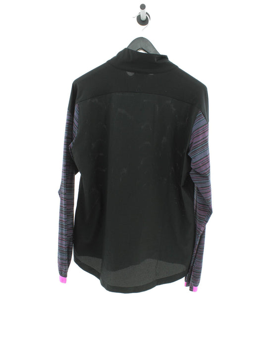 e95b392d619bbabc6e2c2111343dd068