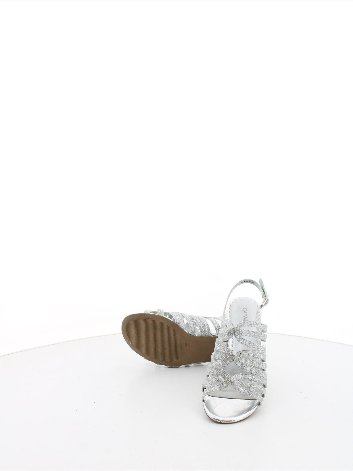 e5c04db46330f25008c36906f6215fea