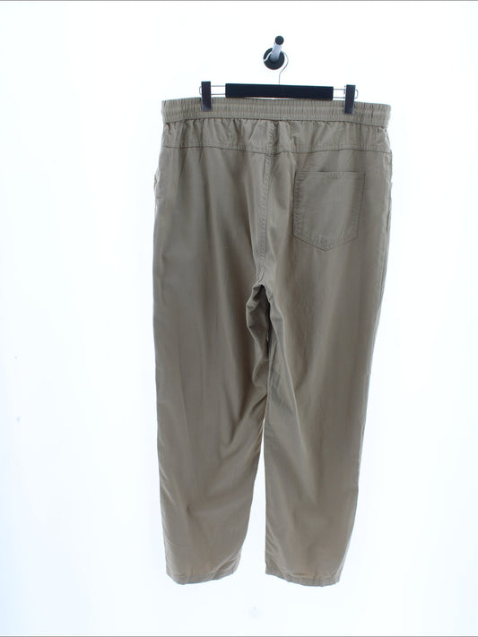 9b7c02fa0d9299c18e826e28d8fd3924