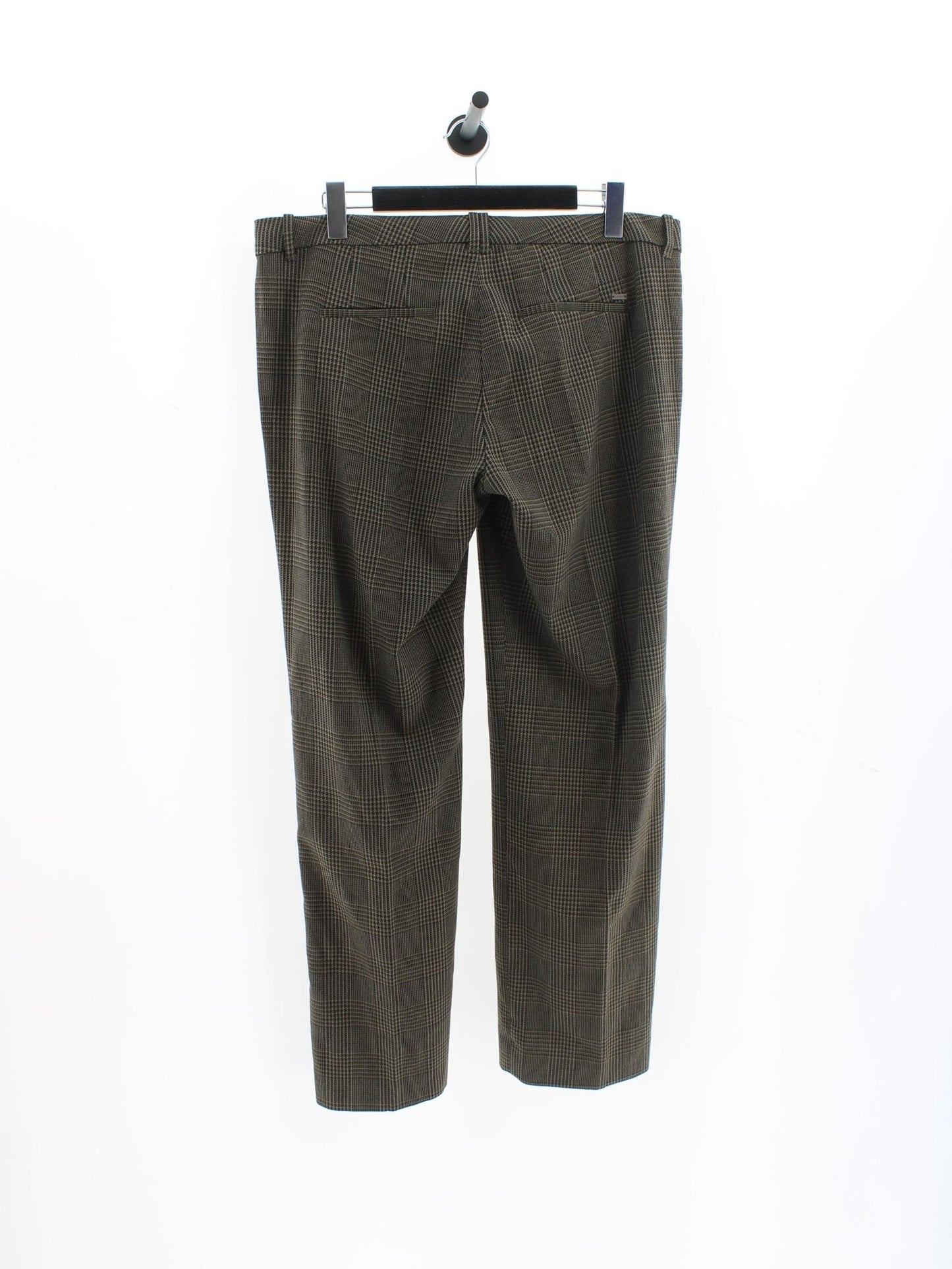 e716d3bf0f8b482f5be252cf25dd5b84