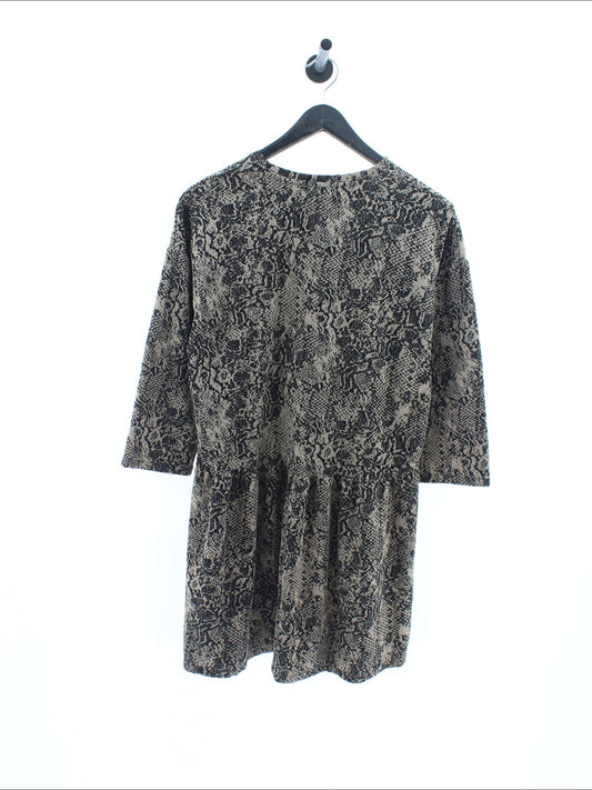 97d28c4ec4edf30c27f33ee8d97ae848