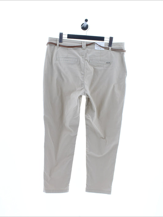 8cb5e52fdde0e5da2bdd1f7af59dd974