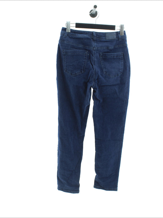 0820352ba1a8a2c79618585bb67ee9b6