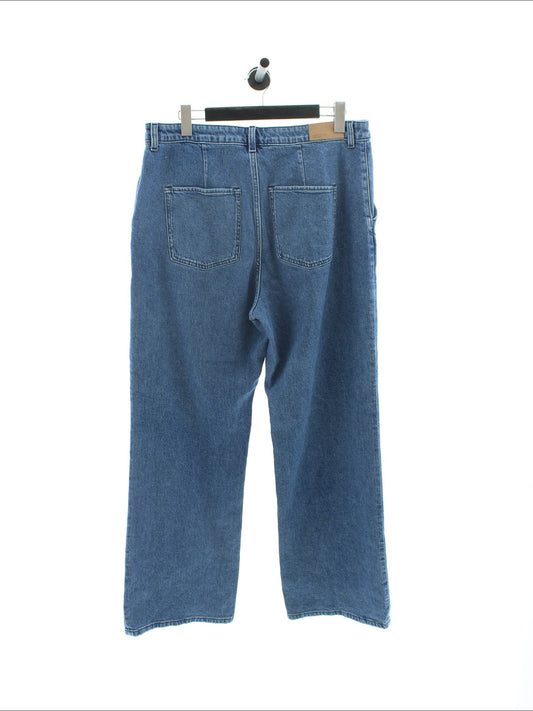 6afaaf63fef399d3cccf59f2f38f2af3