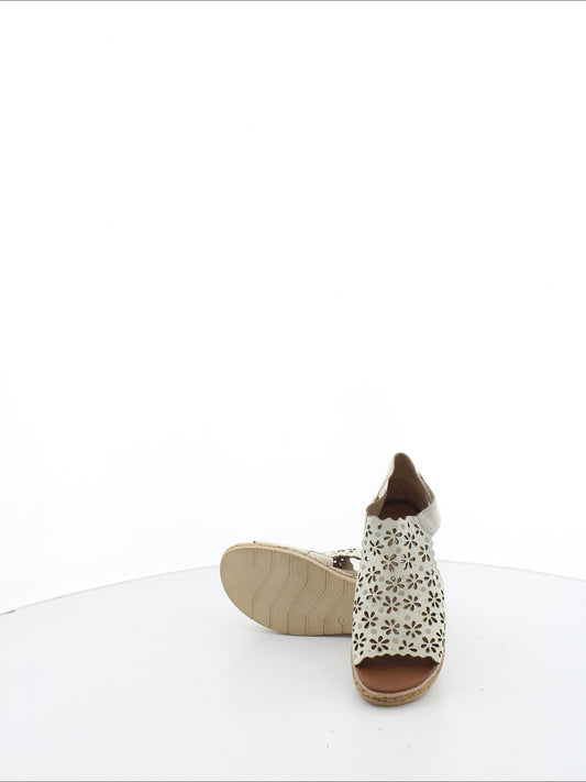 c265d27c328cfdc110736718f2c04c49