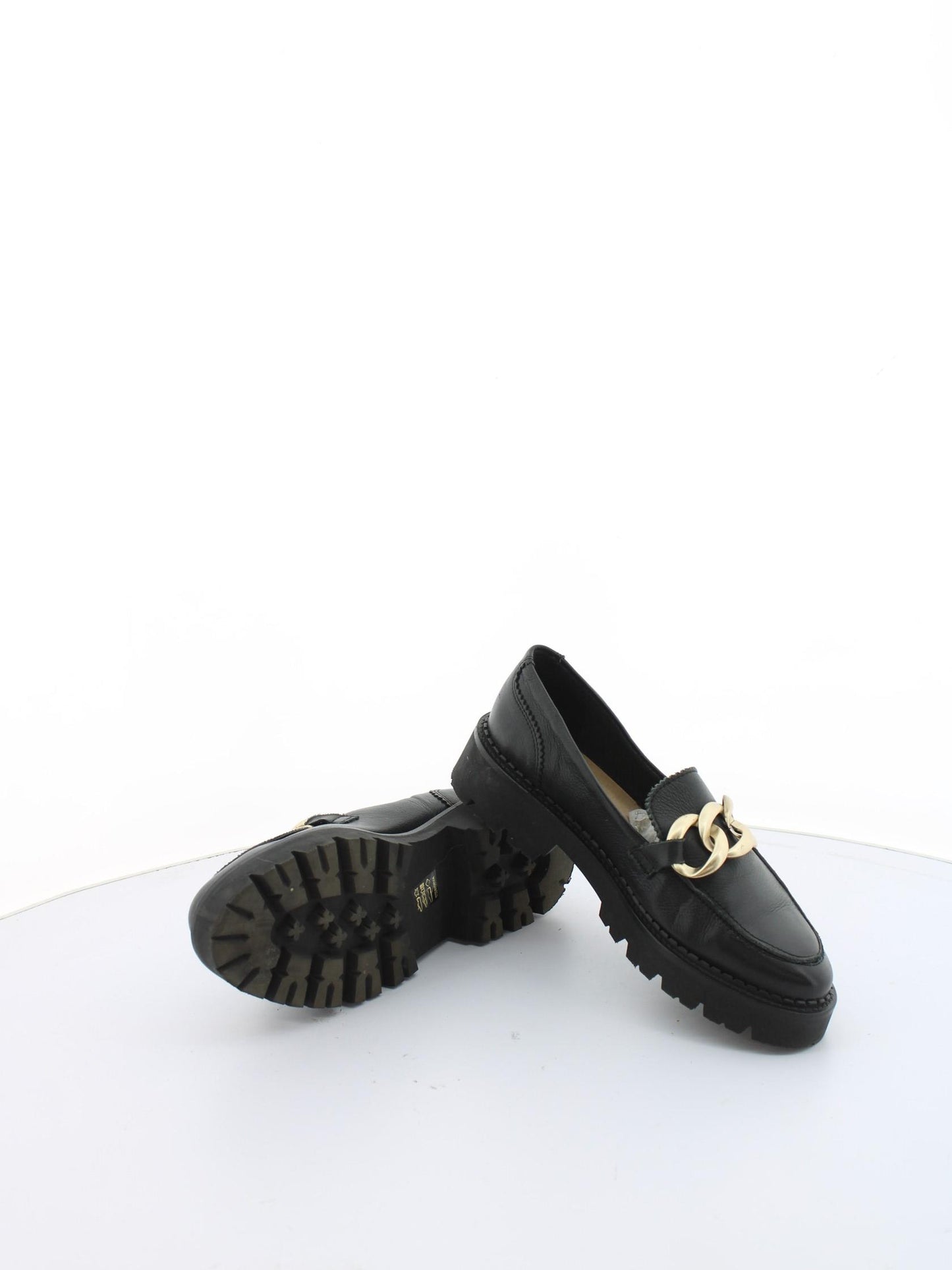 ef5bad52f9f9ad0dad578f06bbb84e9b