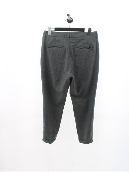 d9cdd427608e7e0ee1cef8c1ad14fa74